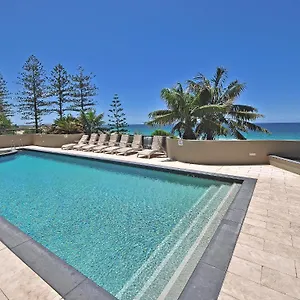 Clubb Coolum Sunshine Coast 4*, Coolum Beach Australia